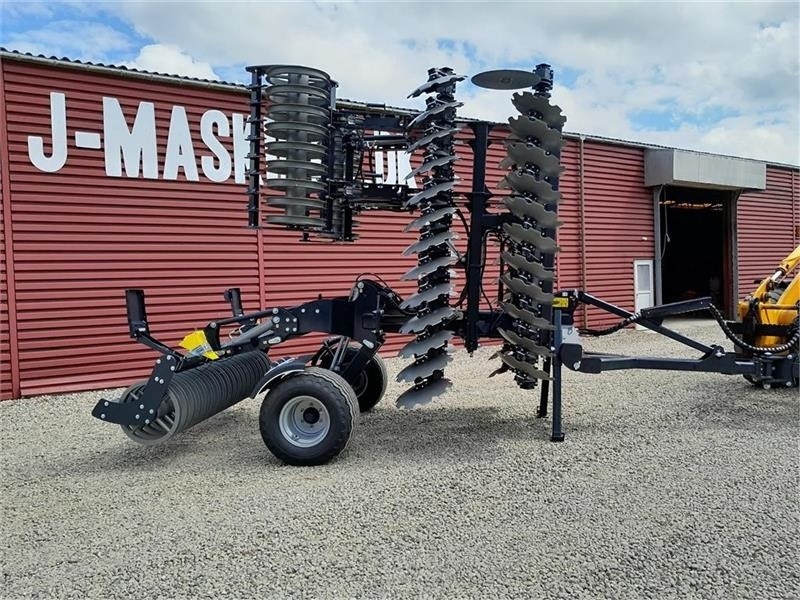 Agro - TOM 6 Meter discharve  - Cover crop: photos 3 Agro - TOM 6 Meter discharve  - Cover crop: photos 3
