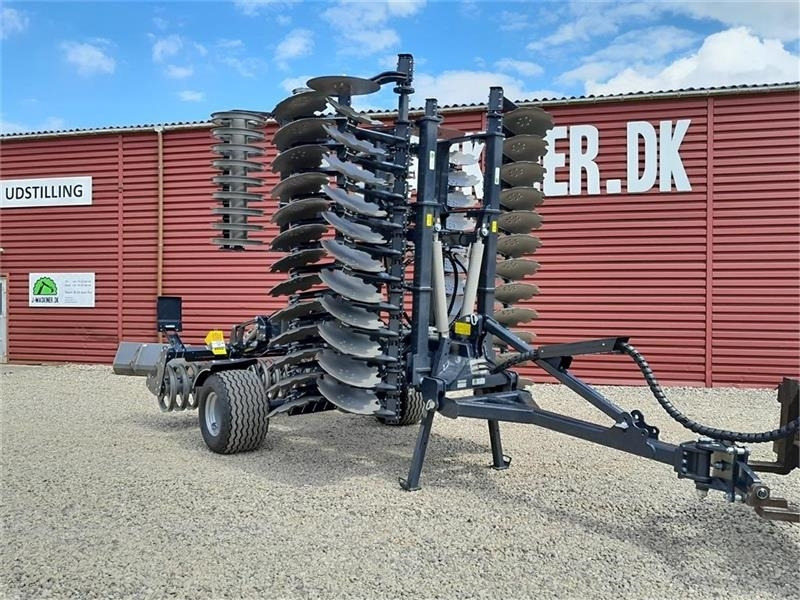 Agro - TOM 6 Meter discharve  - Cover crop: photos 2 Agro - TOM 6 Meter discharve  - Cover crop: photos 2