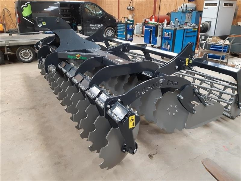 Agro - TOM XL 4 meter hd modellen  - Cover crop: photos 4 Agro - TOM XL 4 meter hd modellen  - Cover crop: photos 4