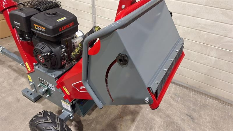 Blue Bird flishugger FABRIKS NY - Broyeur de végétaux: photos 4 Blue Bird flishugger FABRIKS NY - Broyeur de végétaux: photos 4