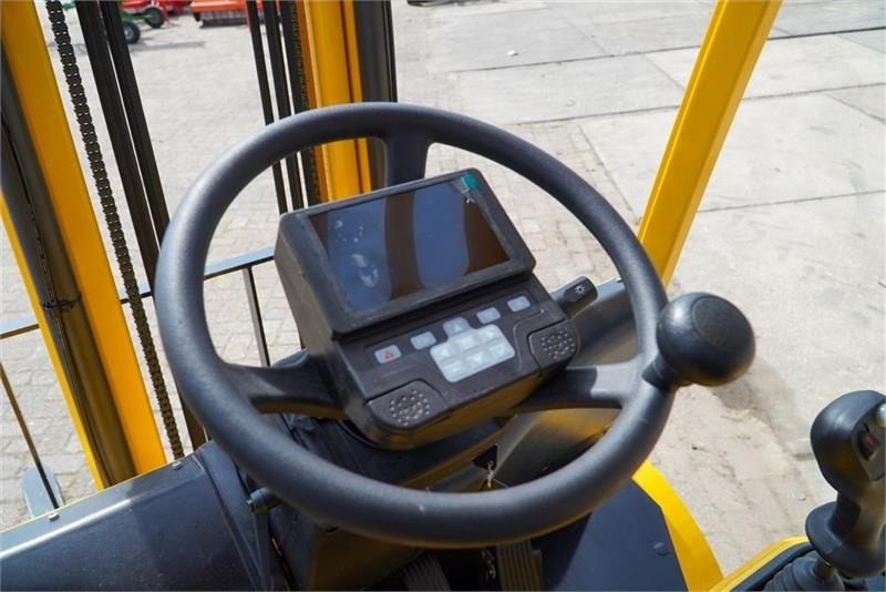 Eurotrac AGRI 12 Elektrisk - Chariot élévateur électrique: photos 5 Eurotrac AGRI 12 Elektrisk - Chariot élévateur électrique: photos 5