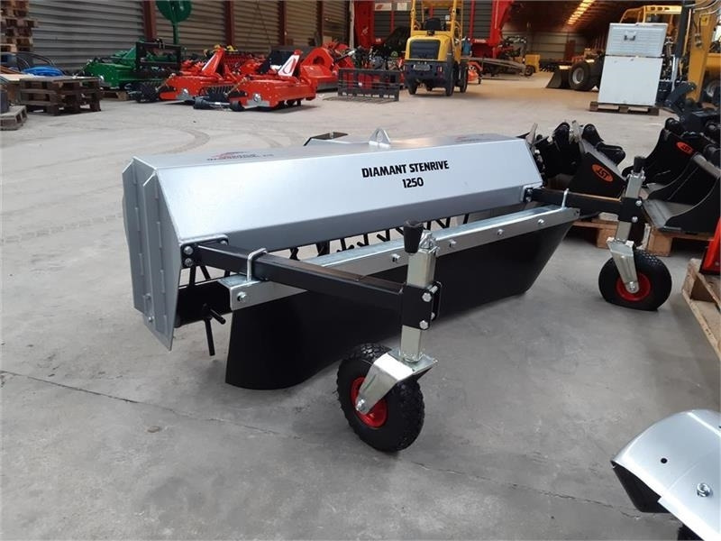 - - - diamant - Véhicule de voirie/ Spécial: photos 1 - - - diamant - Véhicule de voirie/ Spécial: photos 1