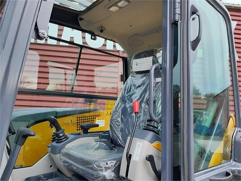 Pelle sur chenille XCMG XE80E: photos 10 Pelle sur chenille XCMG XE80E: photos 10