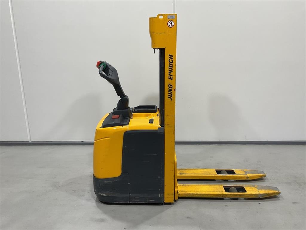 Jungheinrich ERC 212 - Gerbeur: photos 1 Jungheinrich ERC 212 - Gerbeur: photos 1