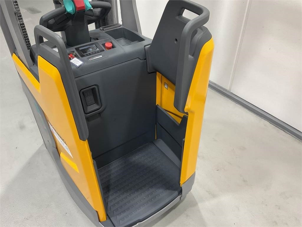 Jungheinrich ERC 214I  - Gerbeur: photos 5 Jungheinrich ERC 214I  - Gerbeur: photos 5