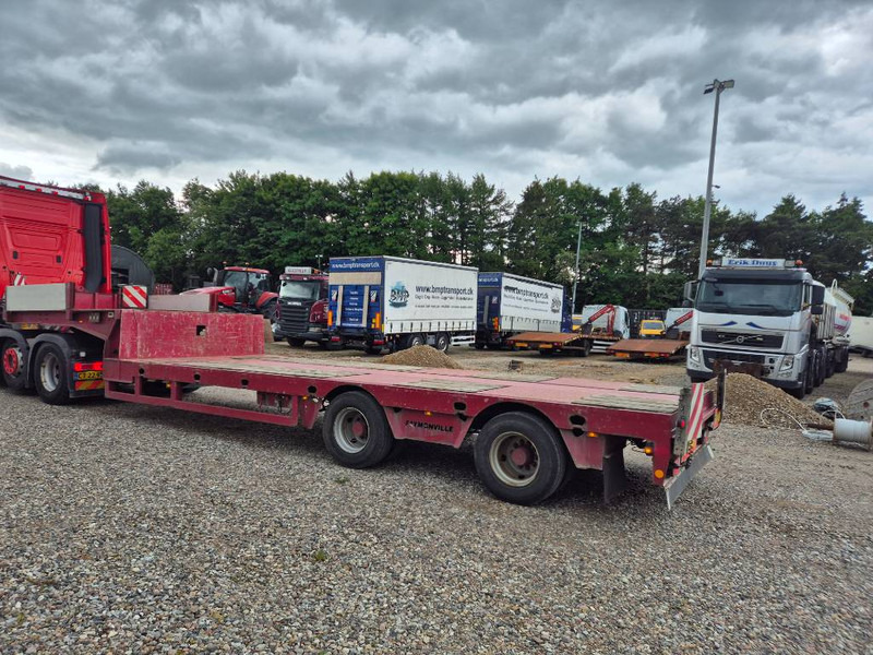 Faymonville 2 axle hydraulic steering // Machinetrailer - Semi-remorque surbaissé: photos 5 Faymonville 2 axle hydraulic steering // Machinetrailer - Semi-remorque surbaissé: photos 5