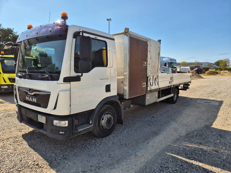 MAN TGL 12.250 - Camion plateau: photos 1 MAN TGL 12.250 - Camion plateau: photos 1