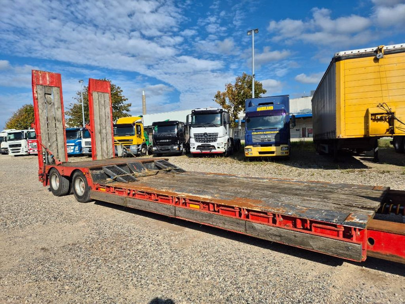Nooteboom Machine trailer W/ extendable bed & Hyd Ramps - Semi-remorque surbaissé: photos 2 Nooteboom Machine trailer W/ extendable bed & Hyd Ramps - Semi-remorque surbaissé: photos 2