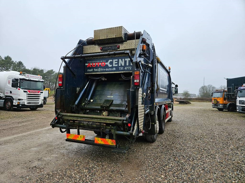 Scania P 320 6x2/4 - Norba 22 m3 (2016) - Benne à ordures ménagères: photos 5 Scania P 320 6x2/4 - Norba 22 m3 (2016) - Benne à ordures ménagères: photos 5