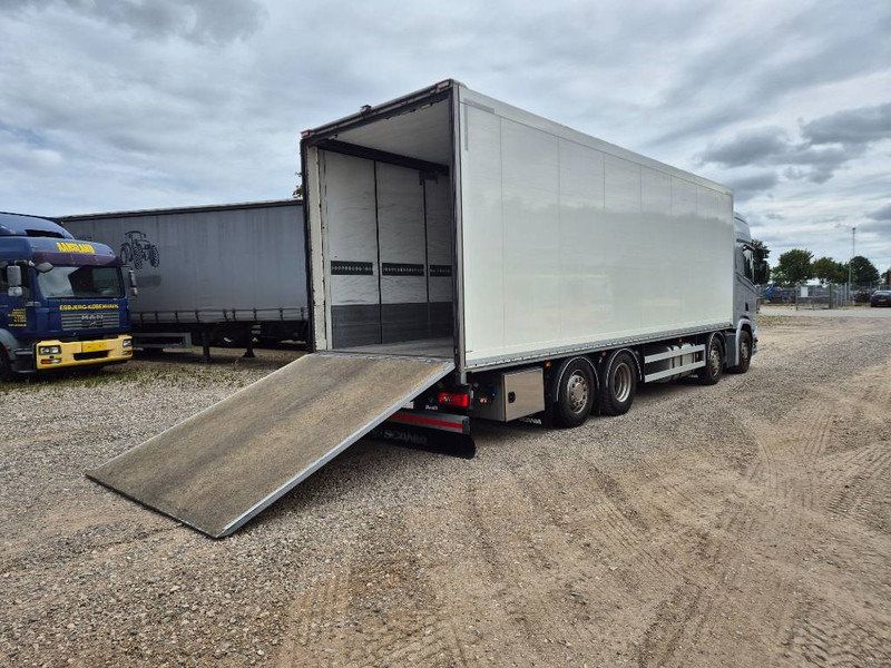 Camion fourgon Scania R 500 8x2 //Rampe// Underboring: photos 15 Camion fourgon Scania R 500 8x2 //Rampe// Underboring: photos 15