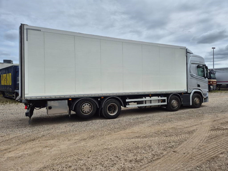 Camion fourgon Scania R 500 8x2 //Rampe// Underboring: photos 6 Camion fourgon Scania R 500 8x2 //Rampe// Underboring: photos 6