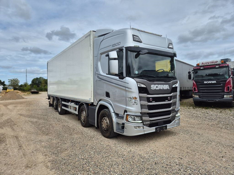 Camion fourgon Scania R 500 8x2 //Rampe// Underboring: photos 7 Camion fourgon Scania R 500 8x2 //Rampe// Underboring: photos 7