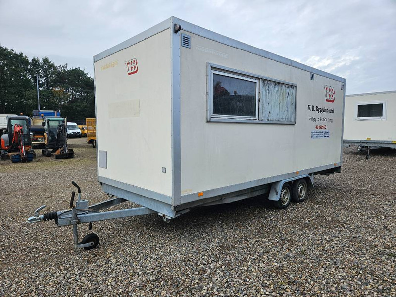 VA 1300 kg Toilet/Bad/omklædning/spiserum - Remorque fourgon: photos 1 VA 1300 kg Toilet/Bad/omklædning/spiserum - Remorque fourgon: photos 1