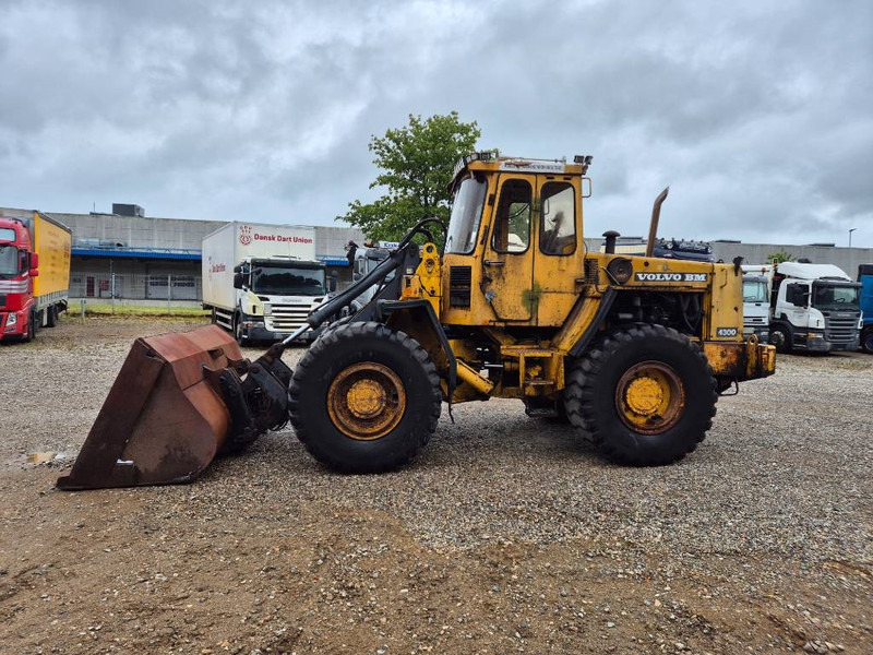 Volvo BM 4300 - Chargeuse sur pneus: photos 2 Volvo BM 4300 - Chargeuse sur pneus: photos 2