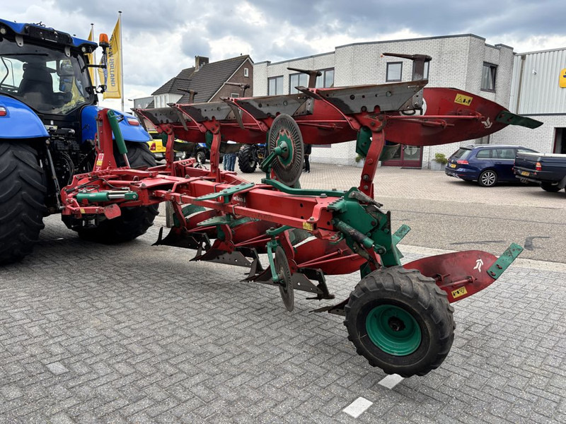 Kverneland LB100 4-Schaar Ploeg met Vorenpakker - Charrue: photos 2 Kverneland LB100 4-Schaar Ploeg met Vorenpakker - Charrue: photos 2