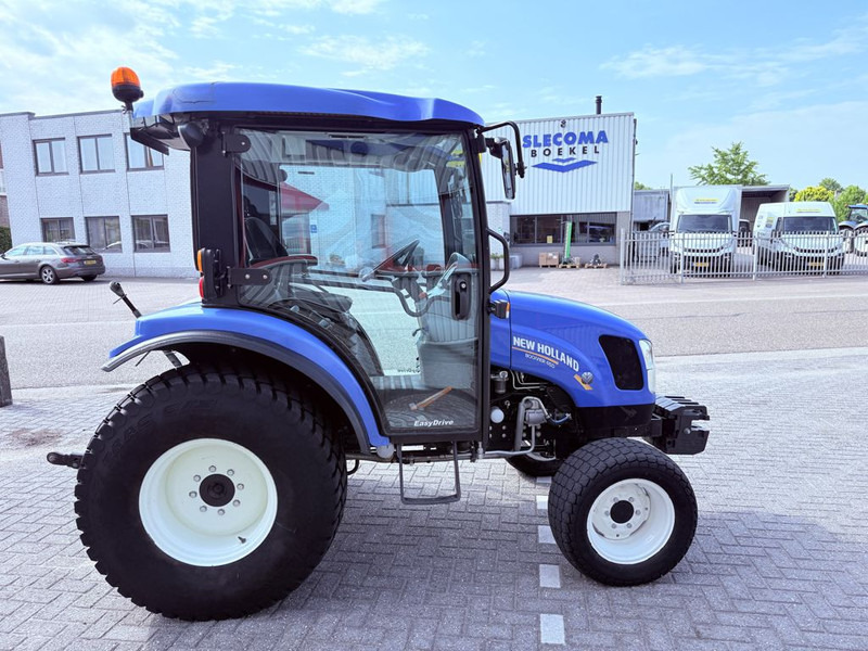 New Holland Boomer 45D Easy Drive - Tracteur agricole: photos 4 New Holland Boomer 45D Easy Drive - Tracteur agricole: photos 4