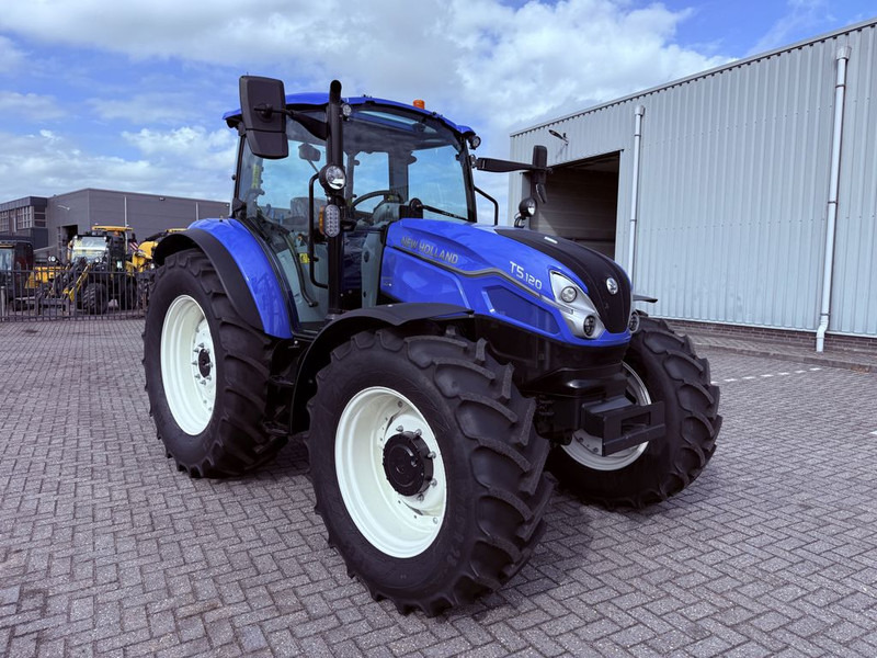 New Holland T5.120 Dual Command HILO - Tracteur agricole: photos 2 New Holland T5.120 Dual Command HILO - Tracteur agricole: photos 2