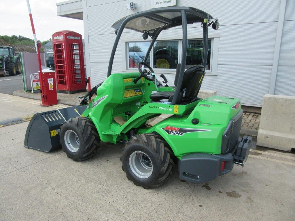 AVANT 650i - Valet de ferme: photos 4 AVANT 650i - Valet de ferme: photos 4