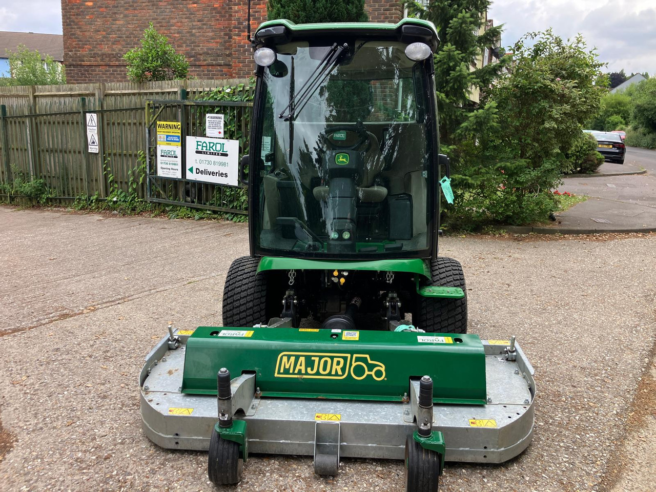 John Deere 1585 out front mower - Motofaucheuse: photos 3 John Deere 1585 out front mower - Motofaucheuse: photos 3