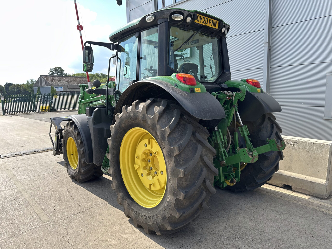 John Deere 6120M - Tracteur agricole: photos 3 John Deere 6120M - Tracteur agricole: photos 3