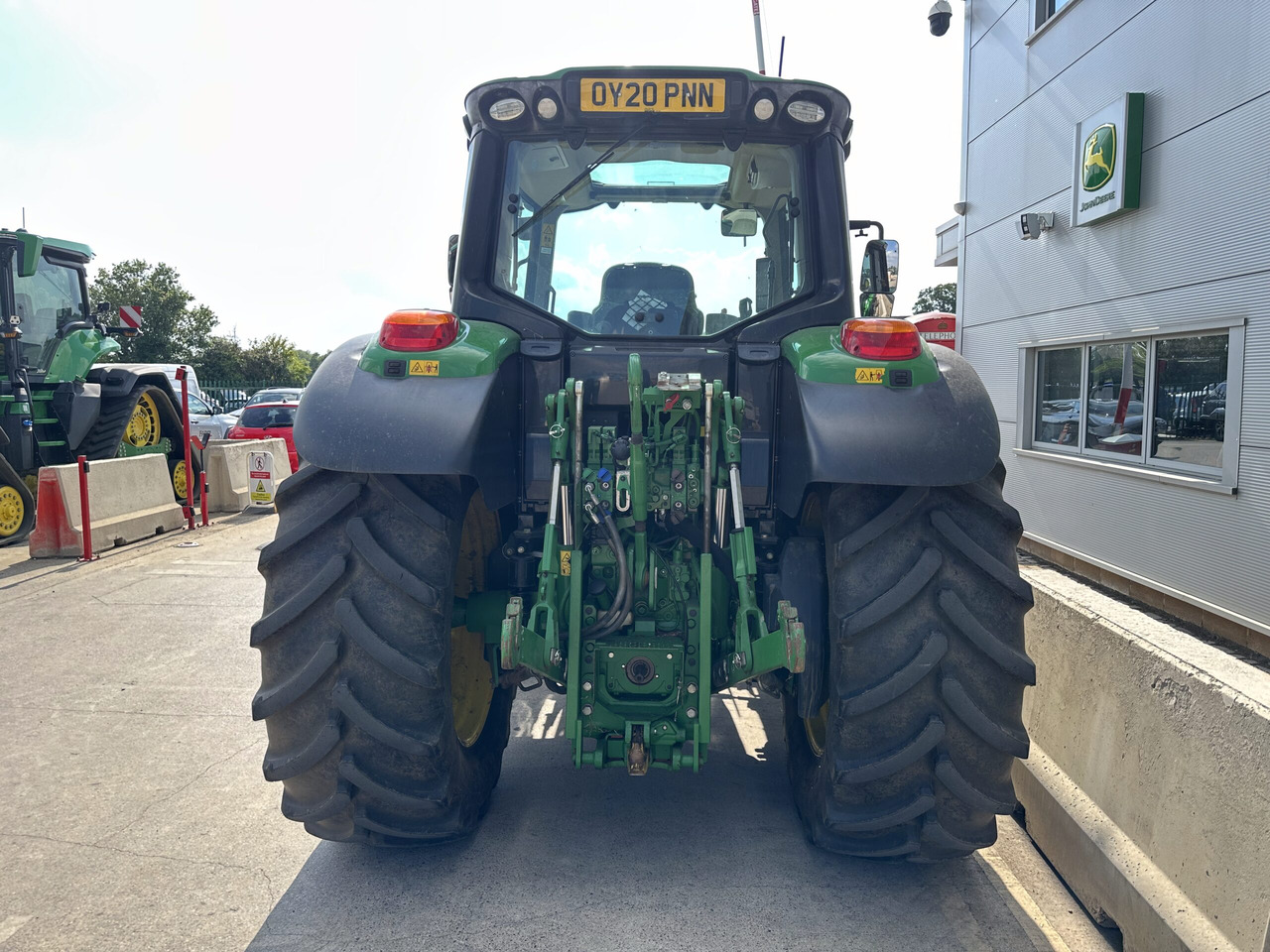 John Deere 6120M - Tracteur agricole: photos 4 John Deere 6120M - Tracteur agricole: photos 4