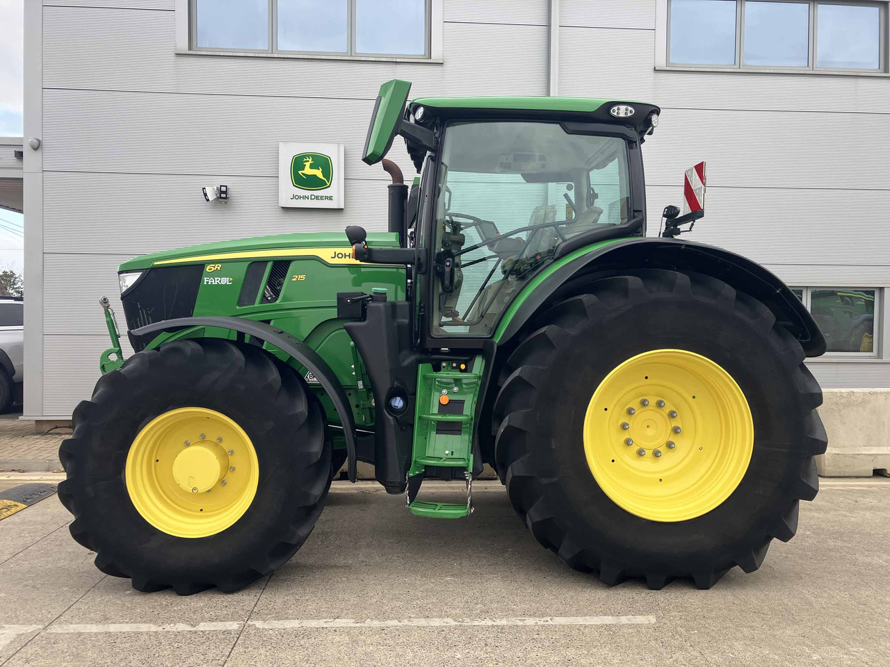 John Deere 6R 215 - Tracteur agricole: photos 2 John Deere 6R 215 - Tracteur agricole: photos 2