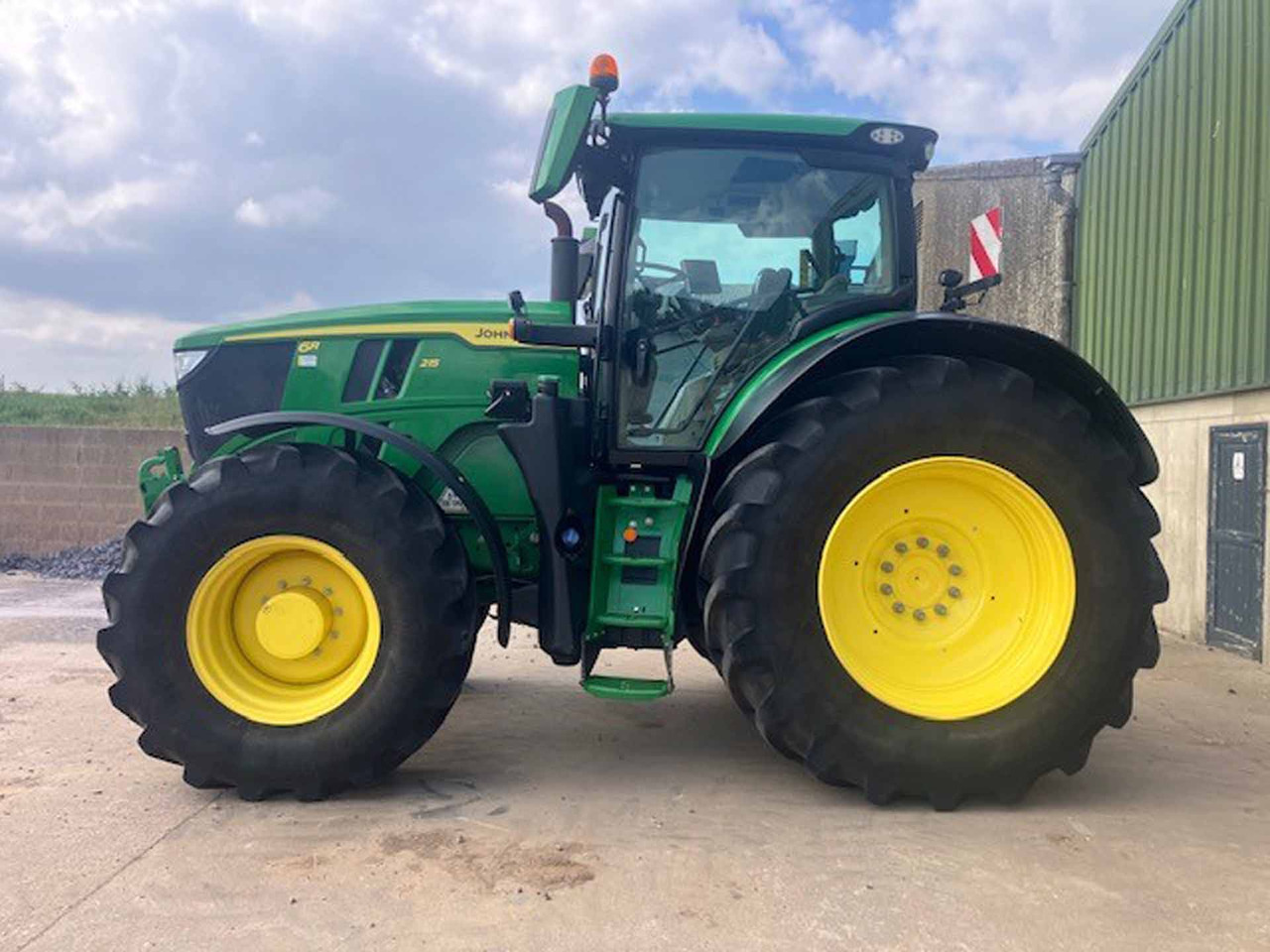 John Deere 6R 215 - Tracteur agricole: photos 5 John Deere 6R 215 - Tracteur agricole: photos 5