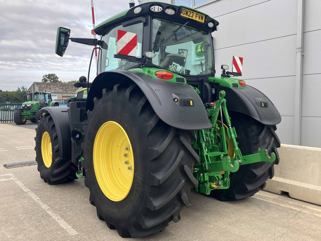 John Deere 6R 215 - Tracteur agricole: photos 3 John Deere 6R 215 - Tracteur agricole: photos 3
