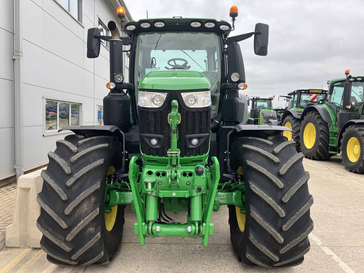 Tracteur agricole John Deere 6R 250: photos 7