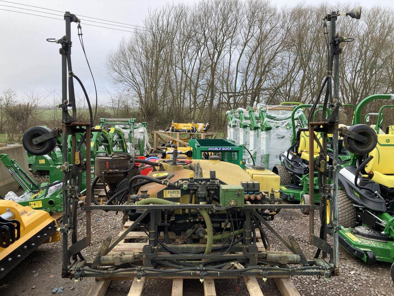 John Deere HD200 de-mount sprayer - Matériel de jardinage: photos 3 John Deere HD200 de-mount sprayer - Matériel de jardinage: photos 3