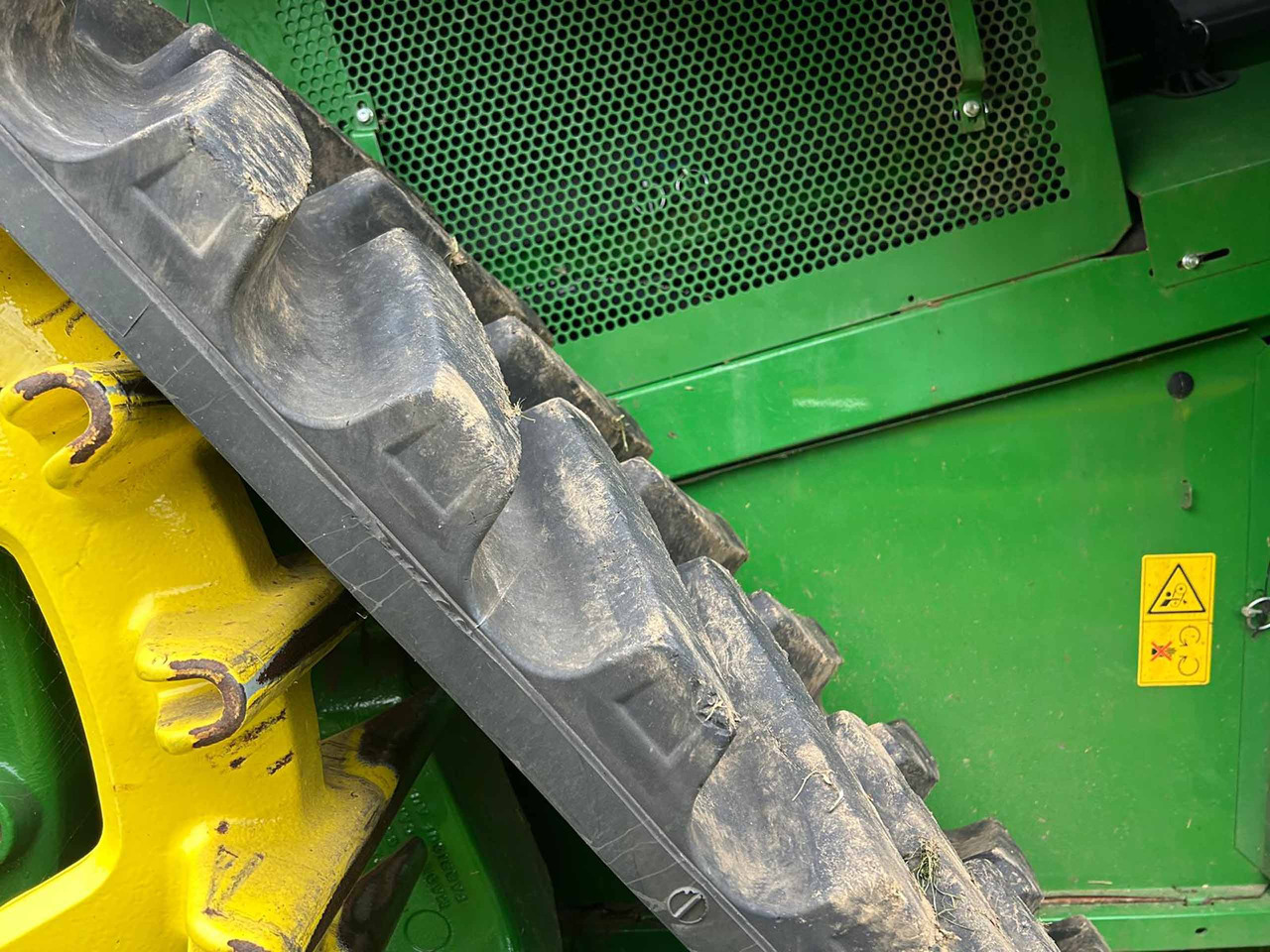 John Deere S780 - Moissonneuse-batteuse: photos 3 John Deere S780 - Moissonneuse-batteuse: photos 3