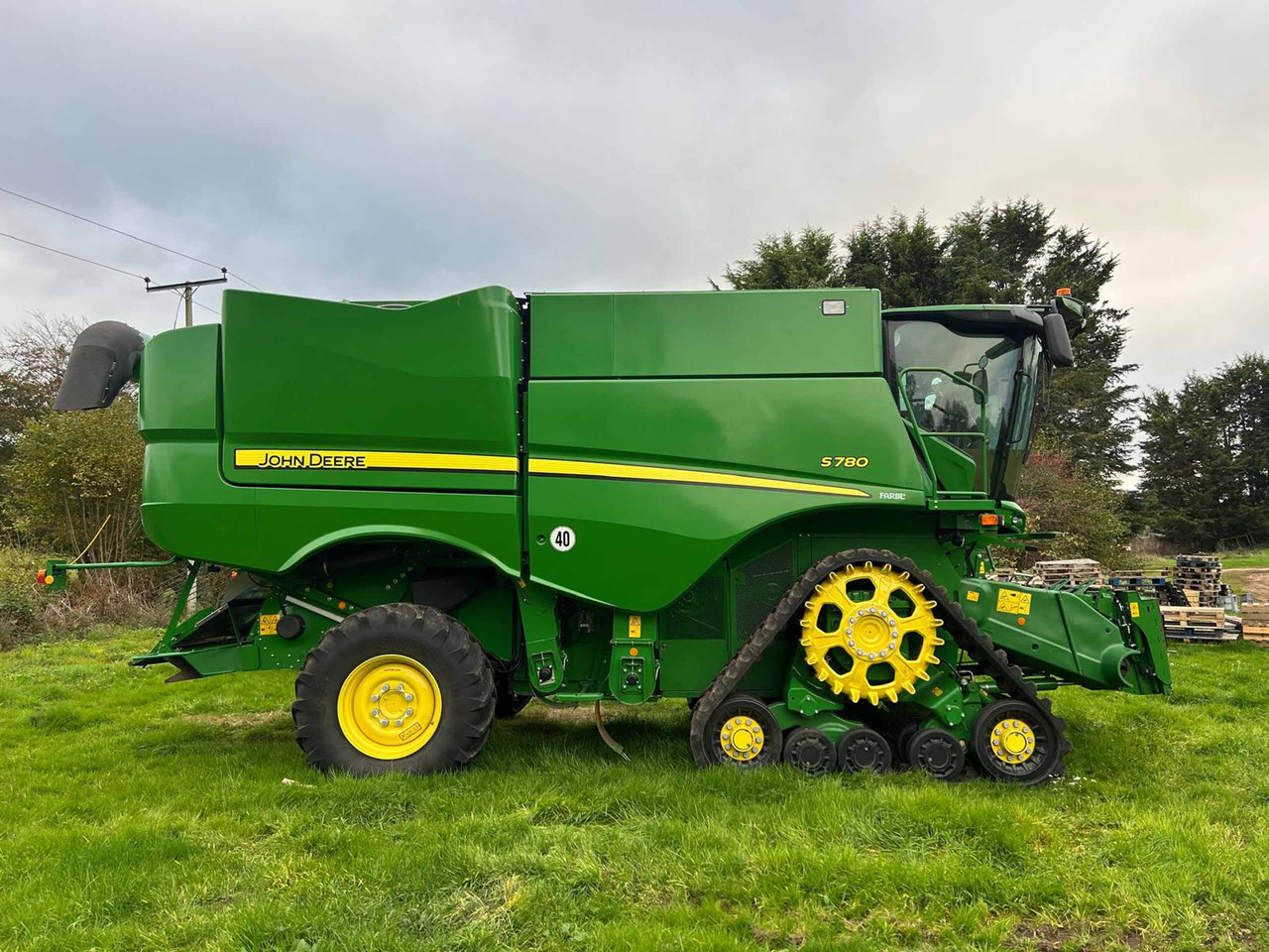 John Deere S780 - Moissonneuse-batteuse: photos 5 John Deere S780 - Moissonneuse-batteuse: photos 5