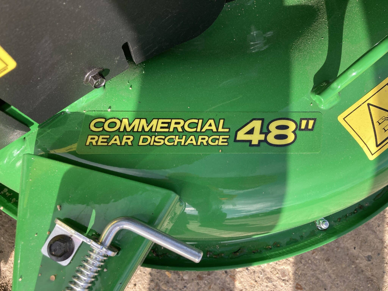 Crédit-bail de  John Deere X950R ride on mower John Deere X950R ride on mower: photos 10