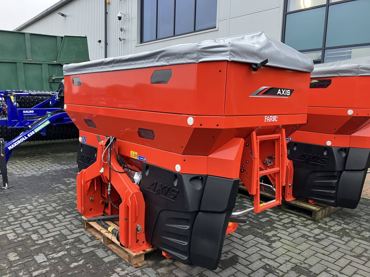 Kuhn Axis 50.2 M-ECW - Distributeur d'engrais: photos 4 Kuhn Axis 50.2 M-ECW - Distributeur d'engrais: photos 4