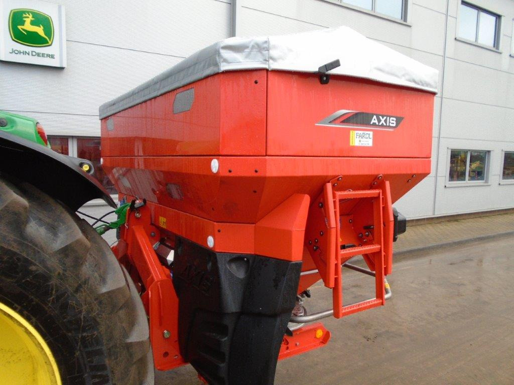 Kuhn Axis 50.2 M EMC W ISO PRO - Distributeur d'engrais: photos 5 Kuhn Axis 50.2 M EMC W ISO PRO - Distributeur d'engrais: photos 5