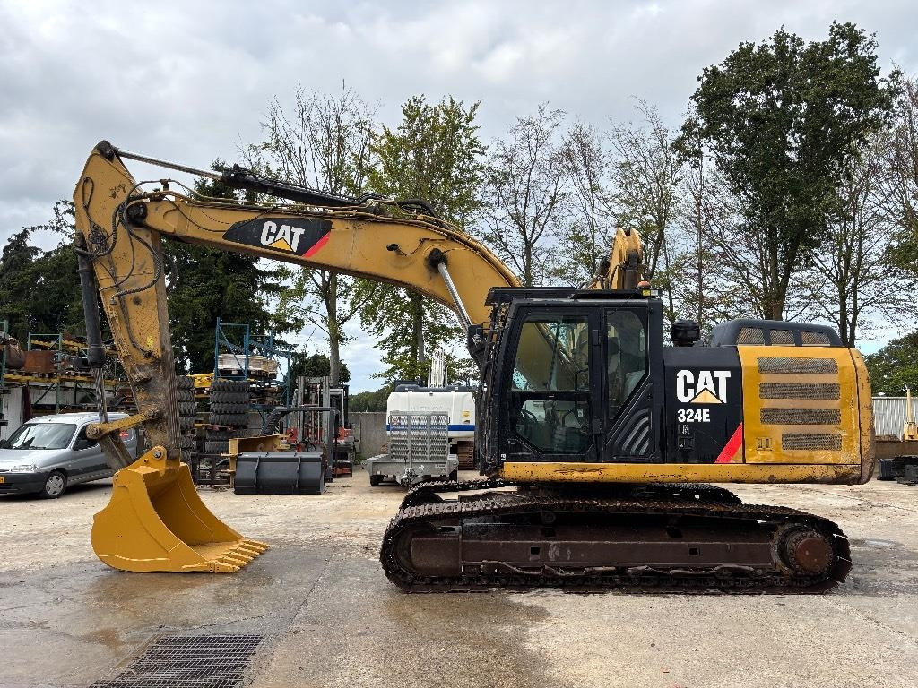 CAT 324 E LN  - Pelle sur chenille: photos 2 CAT 324 E LN  - Pelle sur chenille: photos 2