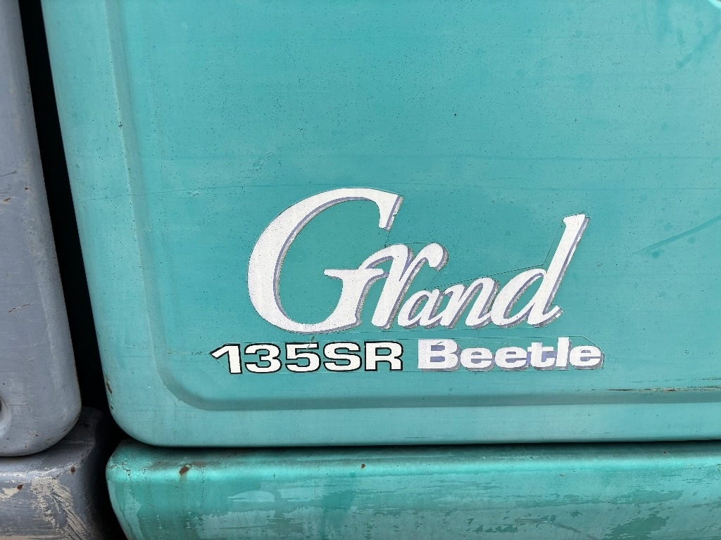 Pelle sur chenille Kobelco SK 135: photos 16