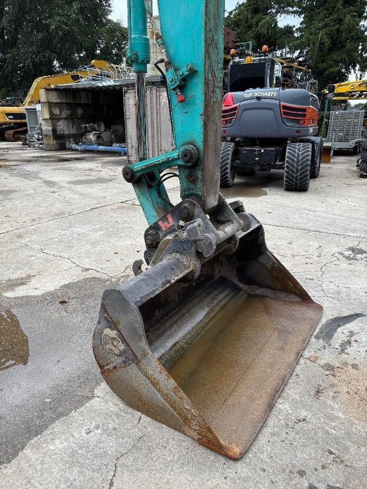 Pelle sur chenille Kobelco SK 135: photos 7