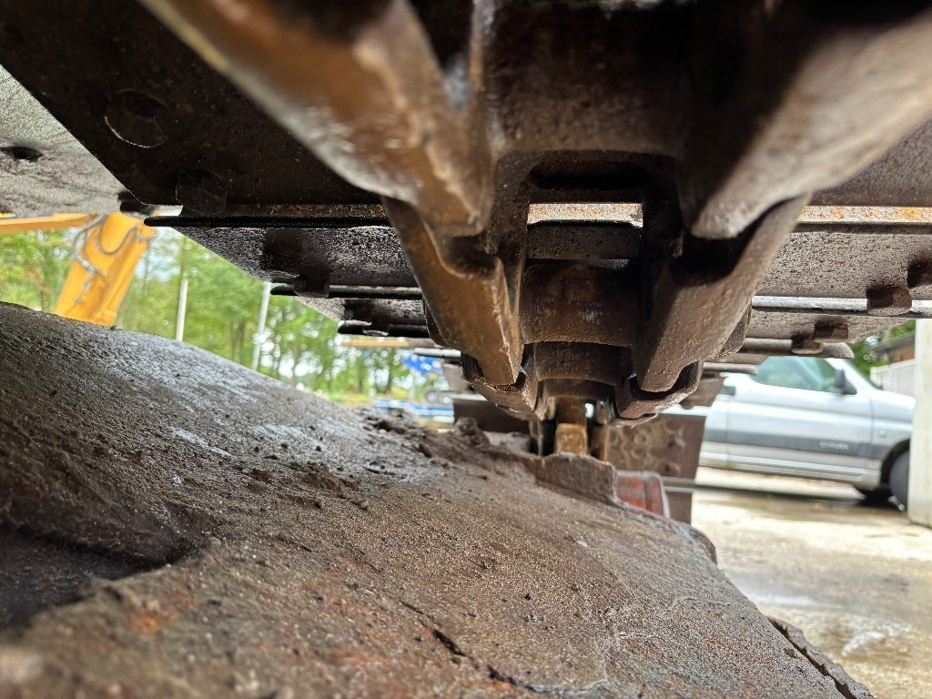 Pelle sur chenille Kobelco SK 135: photos 6