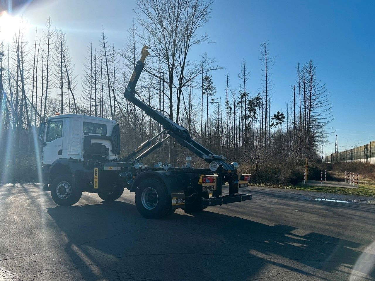 MAN TGM 18.320 4x4 Euro 6e Hyva 12-45 - Camion ampliroll, Camion grue: photos 4 MAN TGM 18.320 4x4 Euro 6e Hyva 12-45 - Camion ampliroll, Camion grue: photos 4