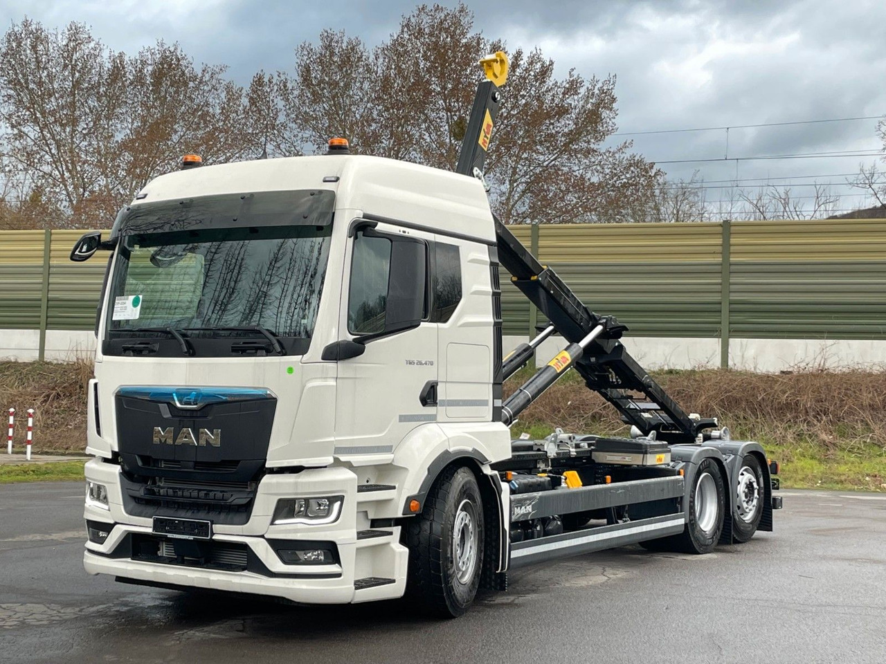 MAN TGS 26.480 6x2 Retarder Hyva 20-60 Abrollkipper - Camion ampliroll: photos 2 MAN TGS 26.480 6x2 Retarder Hyva 20-60 Abrollkipper - Camion ampliroll: photos 2