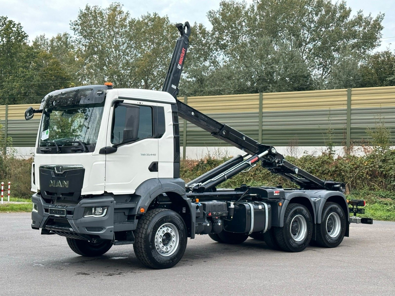 MAN TGS 33.440 6x4 Euro6e MultiLift 21S59 - Camion ampliroll, Camion grue: photos 1 MAN TGS 33.440 6x4 Euro6e MultiLift 21S59 - Camion ampliroll, Camion grue: photos 1