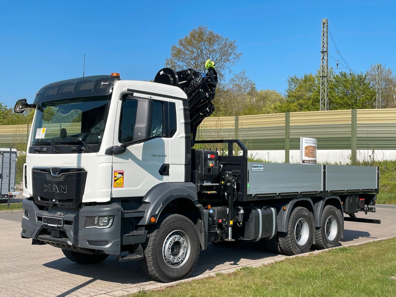 MAN TGS 33.440 6x4 HIAB 228-6 - Camion grue: photos 2 MAN TGS 33.440 6x4 HIAB 228-6 - Camion grue: photos 2