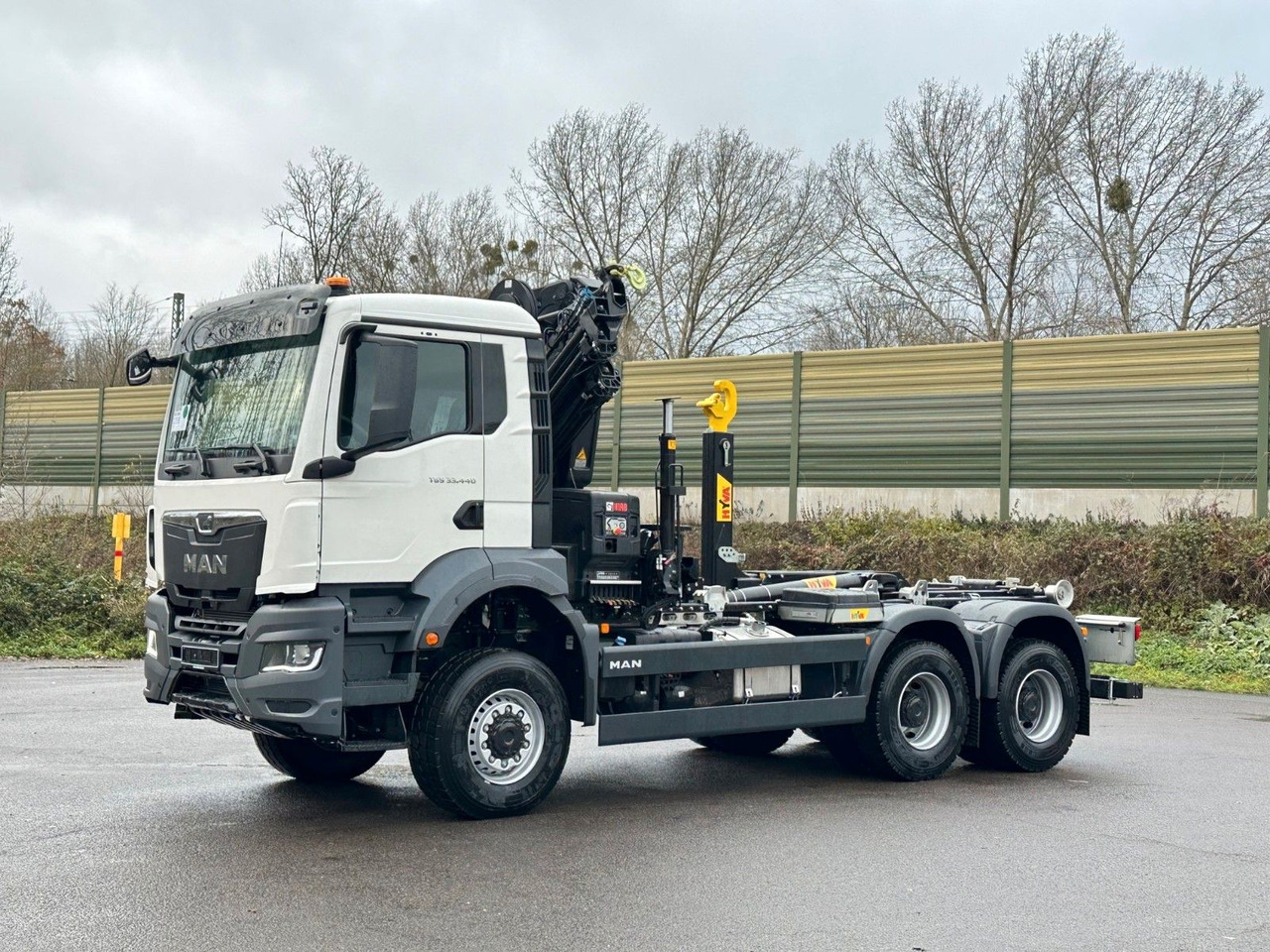 Crédit-bail de  MAN TGS 33.440 6x6 BB Abrollkipper+Kran Hiab 228-6 MAN TGS 33.440 6x6 BB Abrollkipper+Kran Hiab 228-6: photos 9