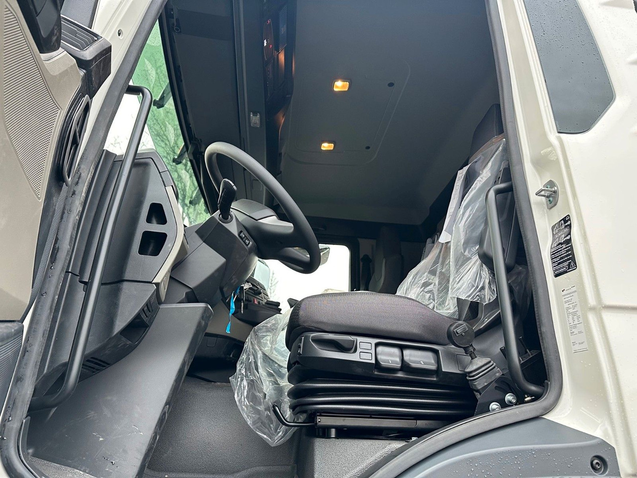 Crédit-bail de  MAN TGS 33.440 6x6 BB Abrollkipper+Kran Hiab 228-6 MAN TGS 33.440 6x6 BB Abrollkipper+Kran Hiab 228-6: photos 22