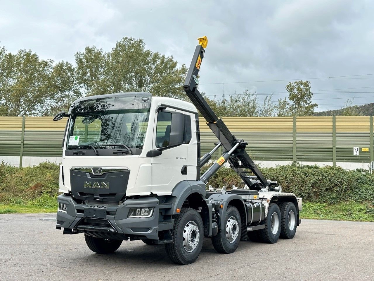 Camion ampliroll MAN TGS 41.440 8x4 Euro6e Hyva 26-55 Abrollkipper: photos 8