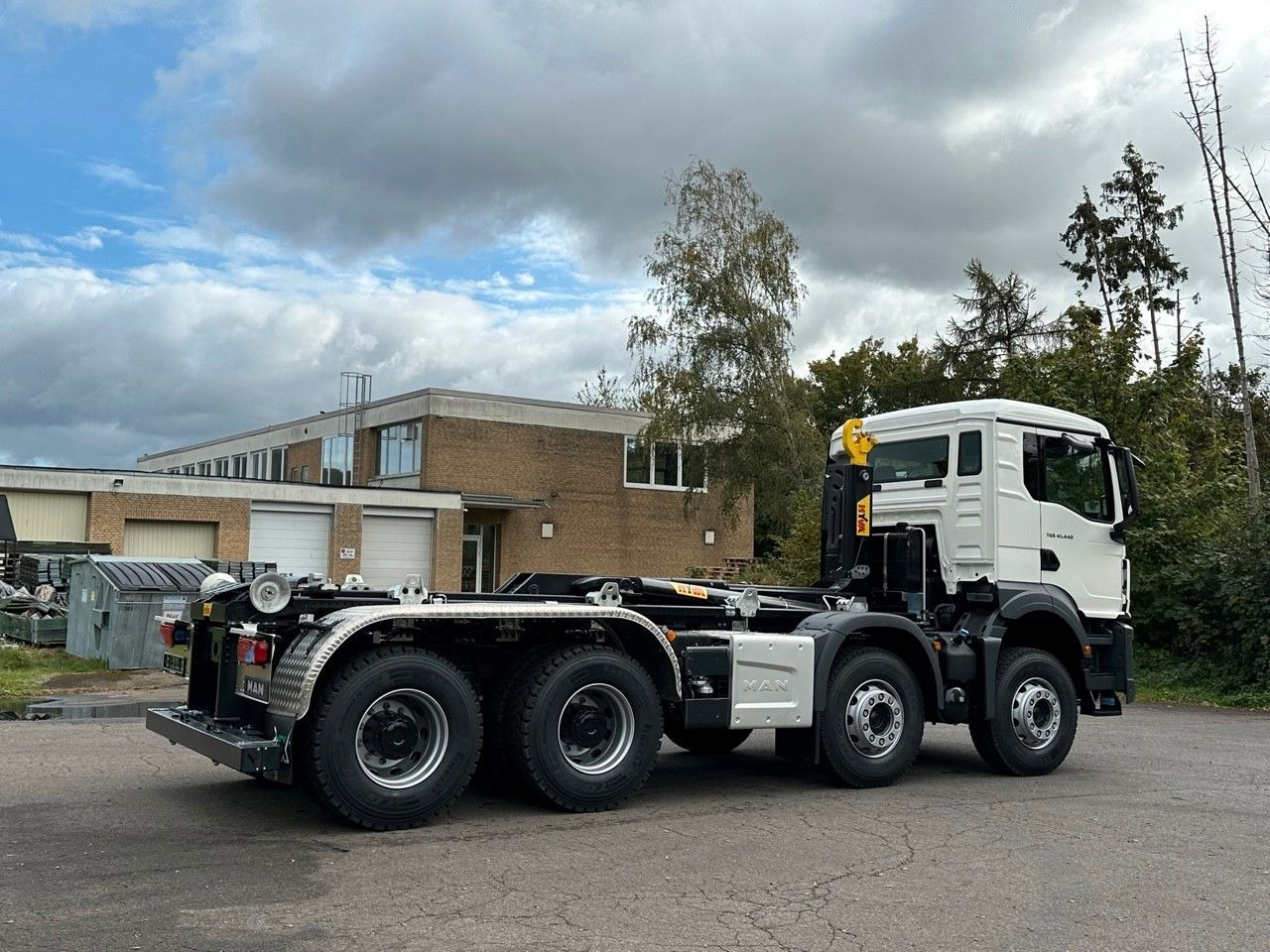 Camion ampliroll MAN TGS 41.440 8x4 Euro6e Hyva 26-55 Abrollkipper: photos 6