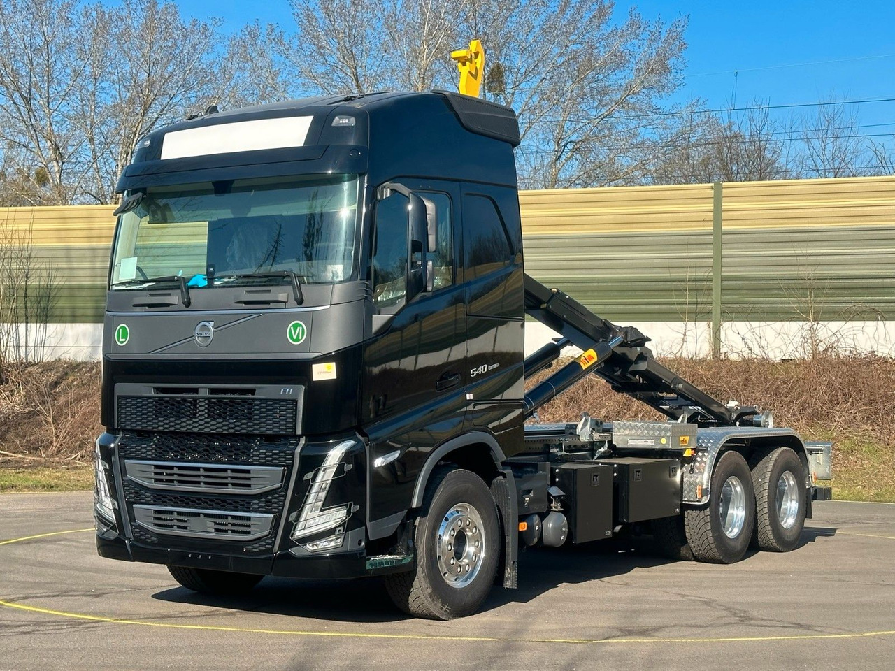 Volvo FH 540 6x4 Abrollkipper Hyva 20-60 - Camion ampliroll, Camion grue: photos 3 Volvo FH 540 6x4 Abrollkipper Hyva 20-60 - Camion ampliroll, Camion grue: photos 3