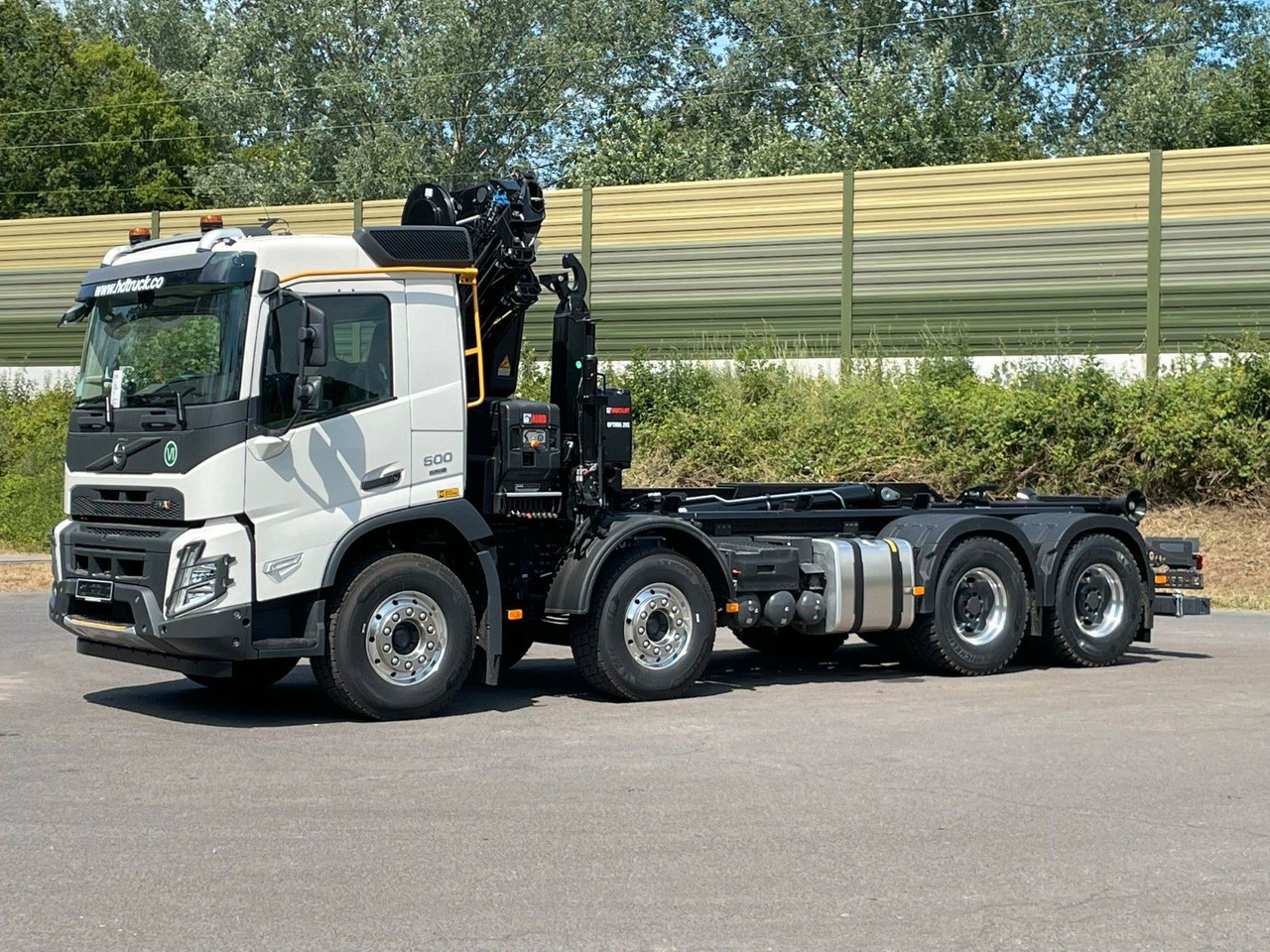 Volvo FMX 500 8x4 Abrollkipper + Kran Hiab 228-6 - Camion ampliroll, Camion grue: photos 3 Volvo FMX 500 8x4 Abrollkipper + Kran Hiab 228-6 - Camion ampliroll, Camion grue: photos 3