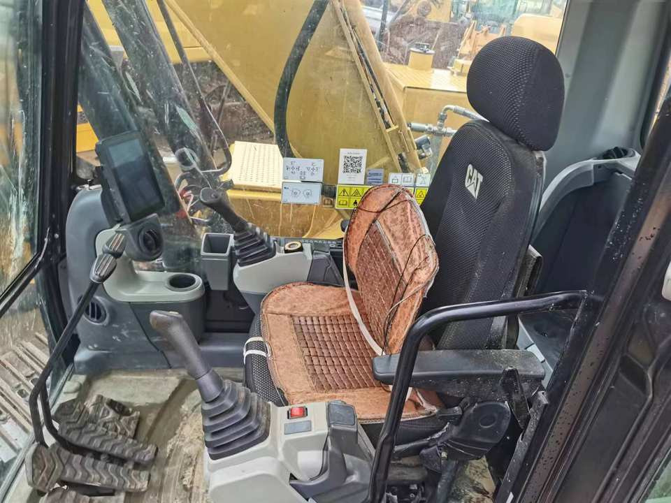 High Quality Cat 323GX 323GC 323 Amphibious Excavator for Construction Good Quality With Inspection Report on Sale - Pelle sur chenille: photos 4 High Quality Cat 323GX 323GC 323 Amphibious Excavator for Construction Good Quality With Inspection Report on Sale - Pelle sur chenille: photos 4